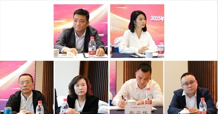 6個(gè)人拼圖1.png